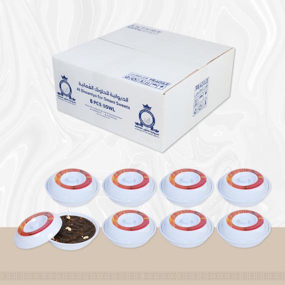 8 diamond-shaped sweets with honey