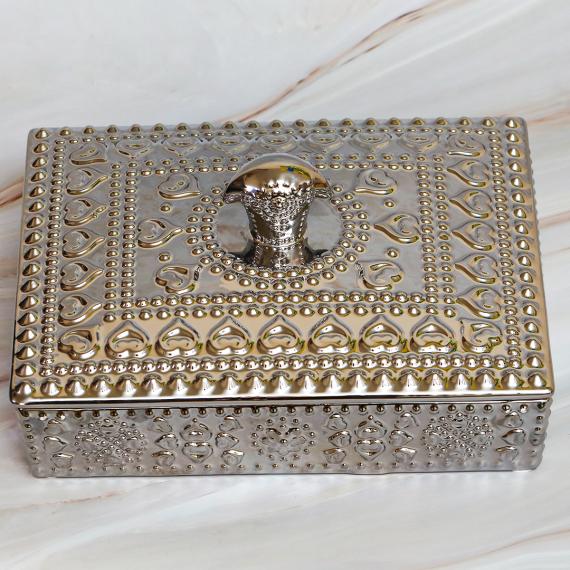 Red Sultaniyya halwa